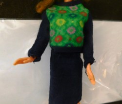 1621 1965 BARBIE DOLL KNIT HIT GREEN ARGYLE SWEATER, BLUE KNIT SKIRT CHOICE
